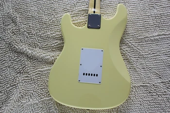 Gamyklos parduotuvė geltona balta raudonmedžio fretboard ST parašas 6 styginiai Elektrinė Gitara Guitarra